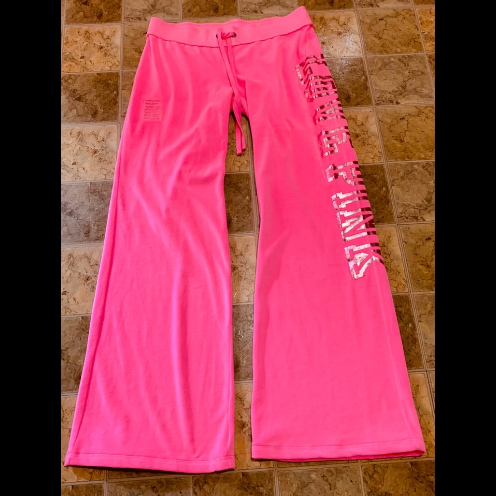 BRAND NEW! VICTORIA’S SECRET COMFY PANTS
